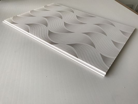 تصاميم ملونة شائعة لوحة PVC للسقف والجدار الموجة المطبوعة لوحة الحمام الحائطية