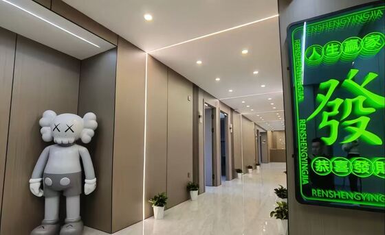 8mm 4ft*8ft Wooden Big Pvc Wall Panel For Indoor Wall Decorative Carbon Crystal Sheet