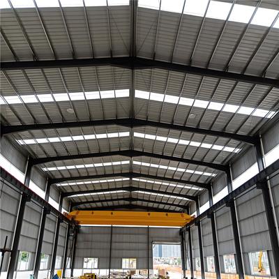 مواد سقف المستودعات أوراق UPVC أوراق سقف UPVC 2mm أوراق سقف UPVC لسقف المصنع حياة طويلة ورقة بيضاء Pvc المموجة